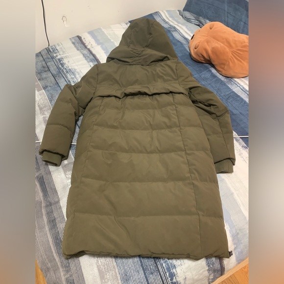 Army Green Dkny Knee Length Winter Coat - Picture 4 of 4